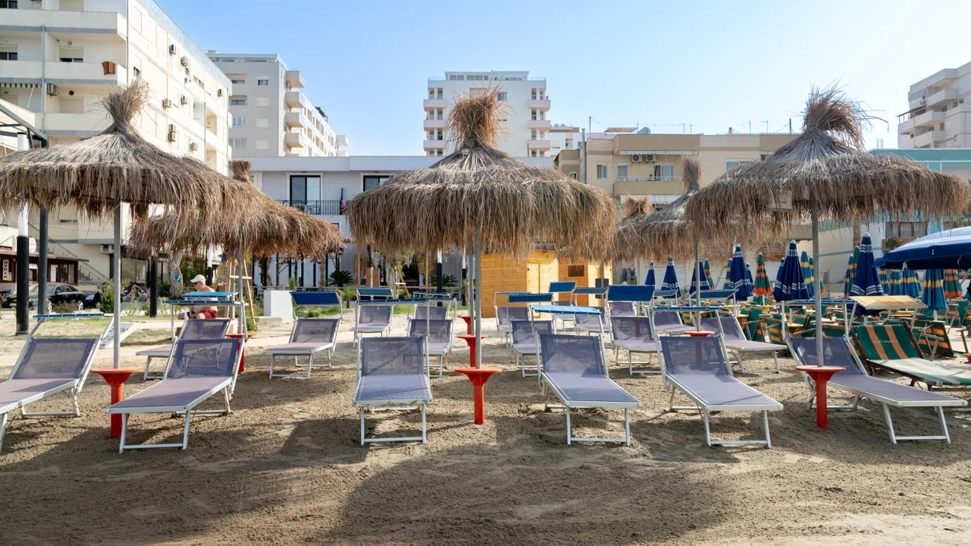 Hotel Saly Durres Exterior photo