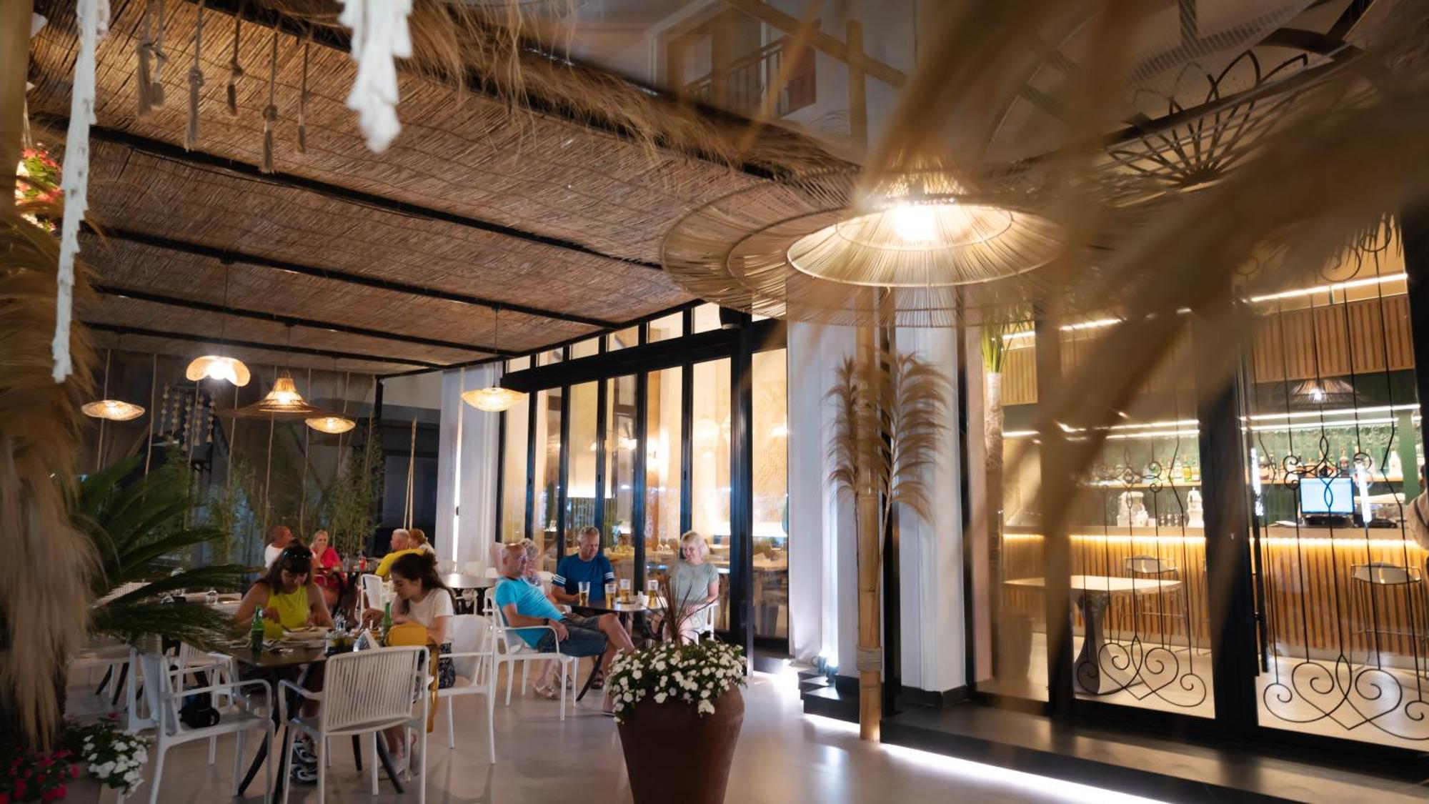 Hotel Saly Durres Exterior photo